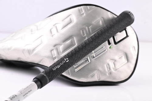 Taylormade Qi35 Driver / 10.5 Degree / Regular Flex Reax 55 Shaft