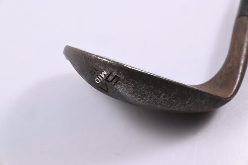 Cleveland RTX ZipCore Sand Wedge / 54 Degree / Wedge Flex Dynamic Gold Spinner