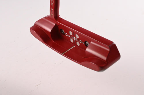Scotty Cameron Studio Stainless Newport 1.5 Red Putter / 32 Inch