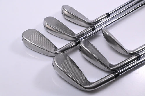 Cobra King F8 Irons / 6-PW+GW / Regular Flex XP 90 Shafts