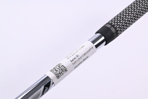Cleveland RTX ZipCore Lob Wedge / 60 Degree / Regular Flex AMT Black R300 Shaft