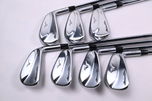 Mizuno Pro 225 Irons / 4-PW / Regular Flex Dynamic Gold Mid 100 R300 Shafts