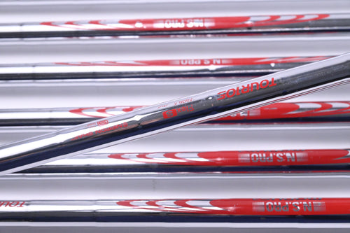 Left Hand Callaway Legacy 2010 Irons / 4-PW / Stiff Flex N.S.Pro Modus3 Tour 105