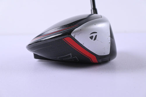 Taylormade M6 Driver / 10.5 Degree / Regular Flex Fujikura Atmos Orange 5 Shaft