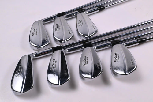 Titleist 690.MB Irons / 3-9i / Stiff Flex Steel Shafts