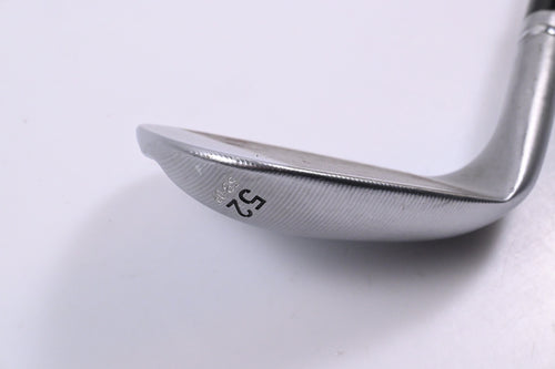 Taylormade Milled Grind 5 Gap Wedge / 52 Degree / Wedge Flex Dynamic Gold 115