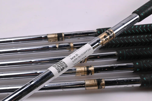 Titleist 1981 Tour Model Irons / 3-8i / Stiff Flex Dynamic Gold S300 Shafts