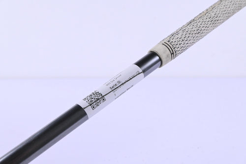 Titleist 909 D2 Driver / 10.5 Degree / Stiff Flex Diamana S 73 Shaft