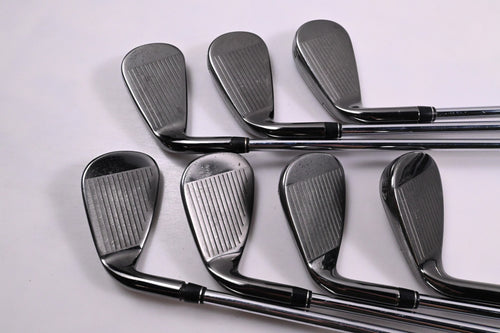Callaway Big Bertha 2023 Irons / 5-PW+GW / Regular Flex Elevate MPH 95 Shafts