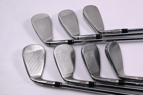 Taylormade Stealth Irons / 5-PW+GW / Stiff Flex Elevate ETS 95 Shafts