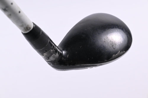 Titleist 915H #2 Hybrid / 18 Degree / Stiff Flex Aldila Rogue White 85 Shaft