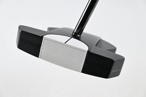 Odyssey Square 2 Square Tri-Hot Max 1/2 Ball Broomstick Putter / 46 Inch