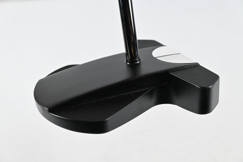 Odyssey Square 2 Square Tri-Hot Max 1/2 Ball Broomstick Putter / 46 Inch