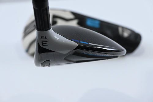 TaylorMade SIM2 Max #3 Wood / 15 Degree / Stiff Flex HZRDUS Smoke Blue RDX 70