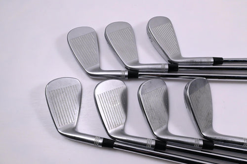 Wilson Staff Model XB/CB 2026 Irons / 4-PW / Stiff Flex N.S.Pro Modus³ Tour 120