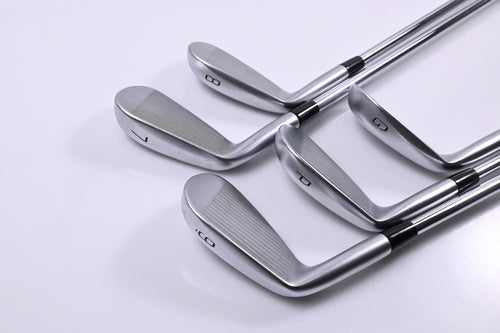Mizuno JPX 925 Forged Irons / 7-PW+GW / Regular Flex N.S.Pro Zelos 7 Shaft