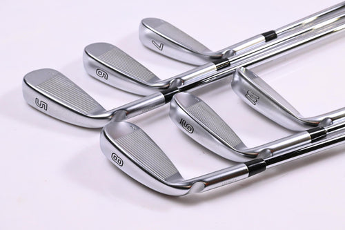 Ping G425 Irons / 5-PW / Black Dot / Regular Flex Ping AWT 2.0 Shafts