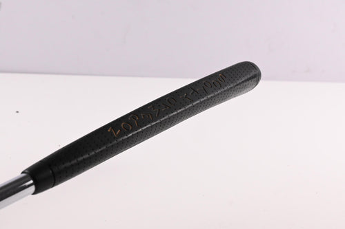 Scotty Cameron Studio Select Newport 2.5 Putter / 33 Inch