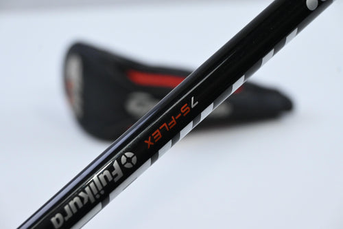 TaylorMade M6 #3 Hybrid / 19 Degree / Stiff Flex Fujikura Atmos Orange 7 Shaft