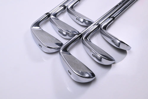 Left Hand Callaway Mavrik Pro Irons / 5-PW / Stiff Flex Elevate 105 Shafts