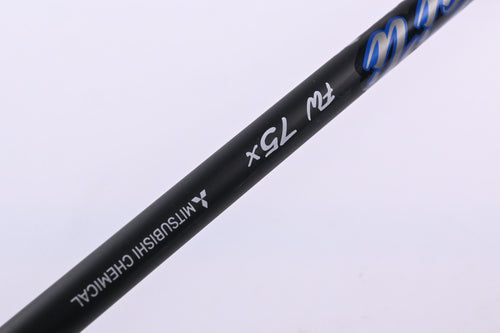 Taylormade SIM2 Ti #3 Wood / 15 Degree / X-Flex Kai'li DarkWave Blue 75 Shaft