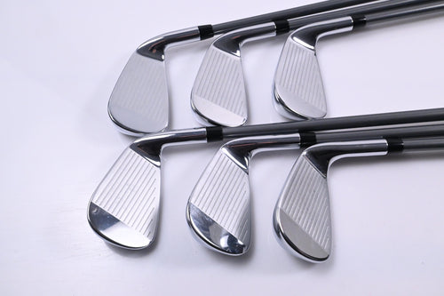 Left Hand Callaway Elyte HL Irons / 5-PW / Regular Flex Denali Charcoal 65