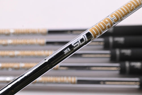 Mizuno Pro 243 Irons / 5-PW / Regular Flex Dynamic Gold 105 R300 Shafts