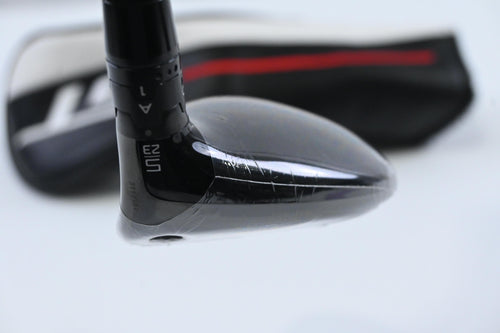 Titleist GT1 #5 Hybrid / 23 Degree / Regular Flex Air Speeder 50