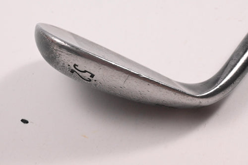 Wilson FG Tour Traction Control Gap Wedge / 52 Degree / Wedge Flex Dynamic Gold