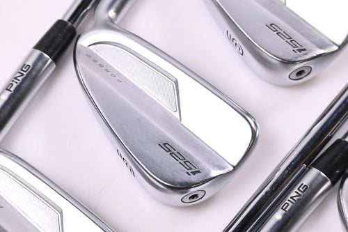 Ping i525 Irons / 4-PW / White Dot / Stiff Flex Dynamic Gold 105 S300 Shafts