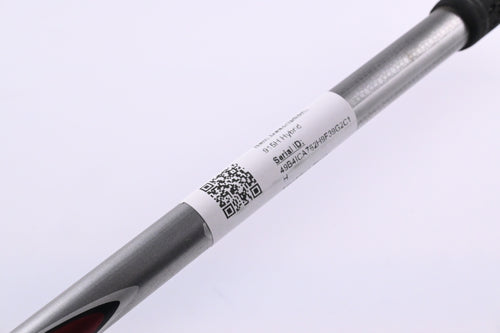 Titleist 915H #3 Hybrid / 21 Degree / Regular Flex Diamana M+ Red 60 Shaft