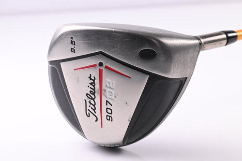 Titleist 907 D2 Driver / 9.5 Degree / Stiff Flex UST Profroce V2 76 Shaft