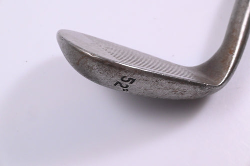 Titleist Vokey Design Gap Wedge / 52 Degree / Wedge Flex Dynamic Gold Shaft