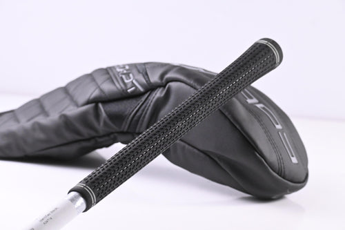 Cobra DS-Adapt LS Driver / 9 Degree / Stiff Flex Denali Black 60 Shaft