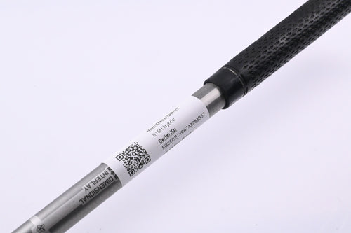 Titleist 915H #3 Hybrid / 21 Degree / Regular Flex Diamana M+ Red 60 Shaft
