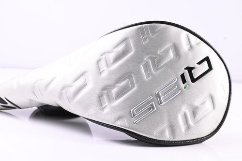 Taylormade Qi35 Max Lite Driver / 10.5 Degree / Regular Flex Vanquish 4 Shaft