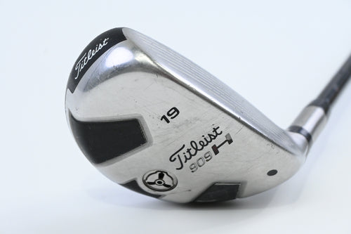 Titleist 909H #3 Hybrid / 19 Degree / Stiff Flex Aldila Voodoo Shaft