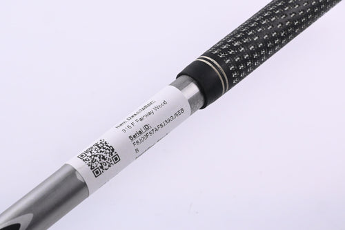 Titleist 915 F #3 Wood / 15 Degree / Regular Flex Diamana M+ 60 Shaft