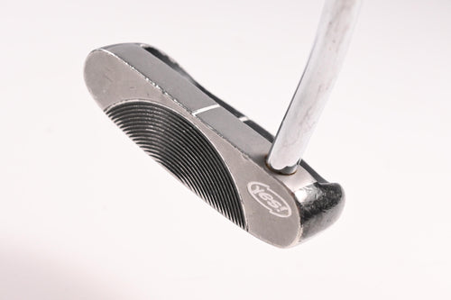 Yes! C-Groove Marilyn Putter / 34 Inch
