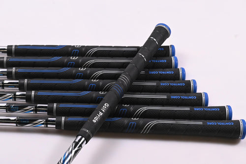 Taylormade Speedblade Irons / 4-PW+SW / Regular Flex SpeedBlade 85 Shafts