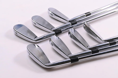 Taylormade Tour Preferred MB 2011 Irons / 4-PW / Stiff Flex Dynamic Gold S300