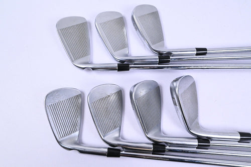 Ping i525 Irons / 4-PW / Silver Dot / Regular Flex Ping AWT 2.0 Shafts