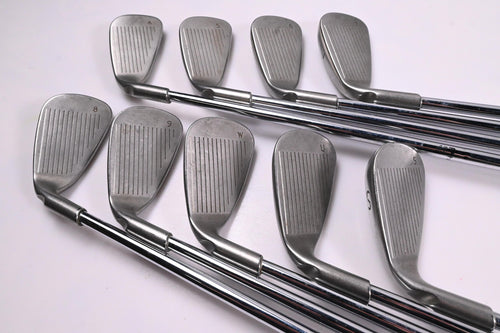 Ping G5 Irons / 4-PW+GW+SW / Black Dot / Regular Flex Ping Shafts