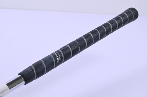 Wilson Deep Red II #6 Iron / Stiff Flex Wilson Step Control Shaft