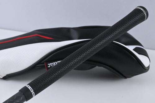 Left Hand Titleist GT4 Driver / 8 Degree / X-Flex Tensei 1K Blue 55 Shaft