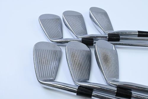 Mizuno MP-30 Irons / 4-9 / Regular Flex Dynamic Gold Lite R300 Shafts