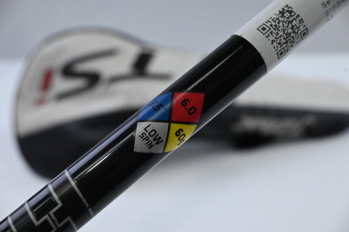 Titleist TSi3 Driver / 10 Degree / Stiff Flex HZRDUS Smoke Black RDX 60