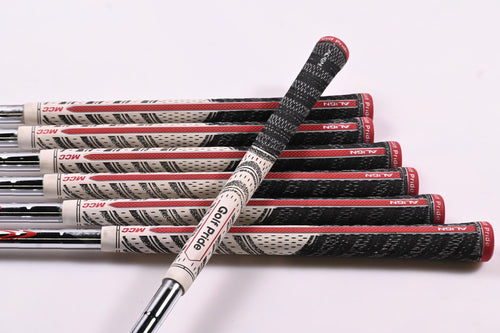 Ping i530 Irons / 5-PW+GW / Black Dot / Regular Flex N.S.Pro Modus³ Tour 105