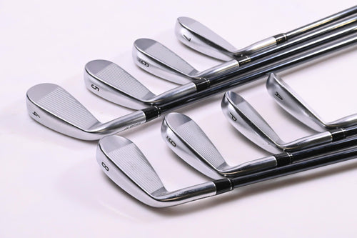 Callaway Apex Ai200 Irons / 4-PW+AW / Regular Flex UST Mamiya Recoil HDC DART 80
