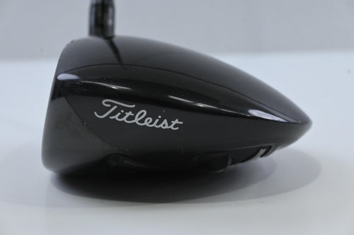 Left Hand Titleist 917 D2 Driver / 10.5 Degree / Regular Flex Diamana 60 Shaft